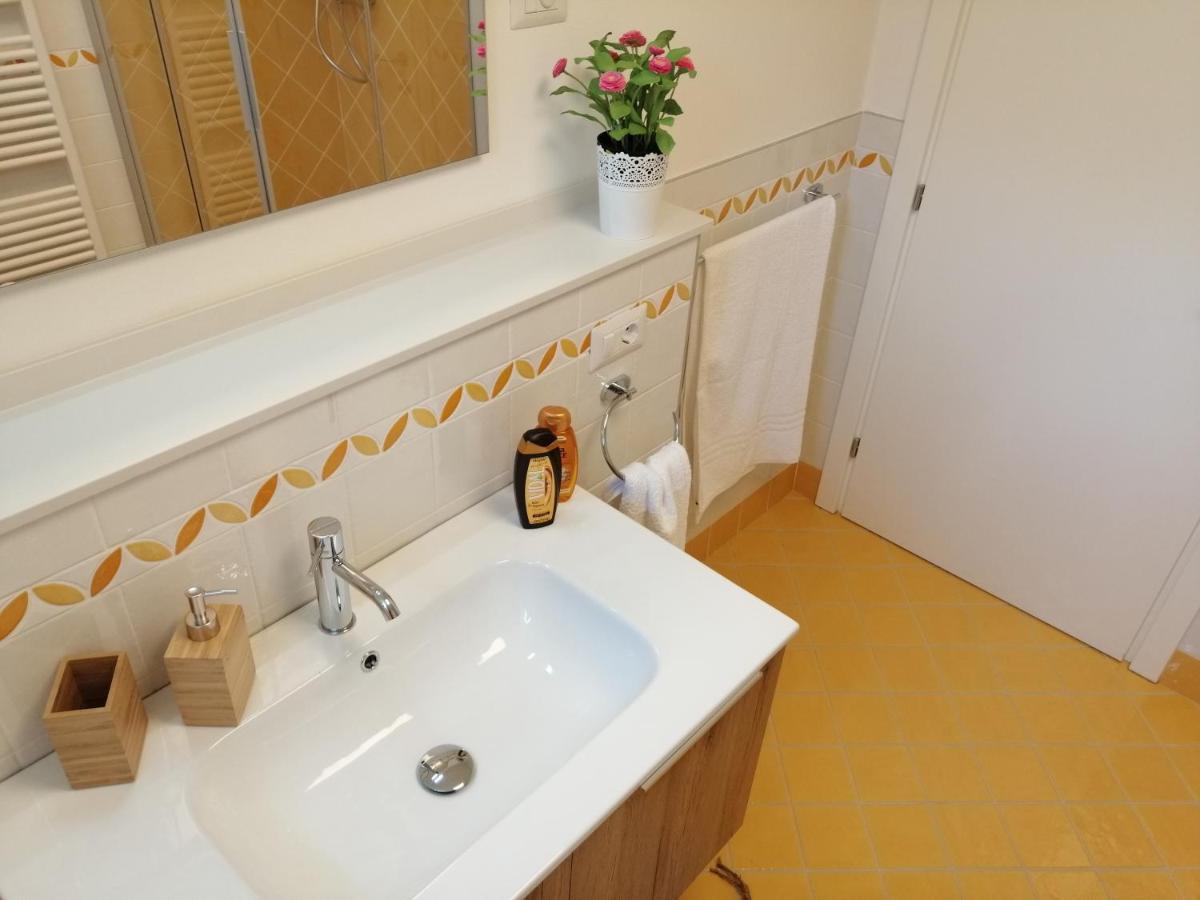 Paderno B&B La Casa Di Loretta מראה חיצוני תמונה