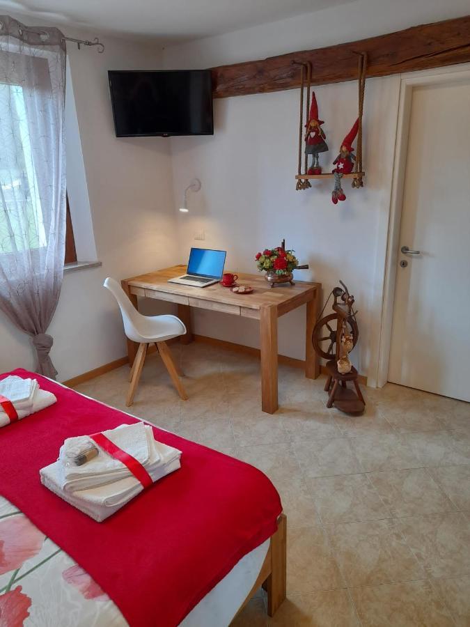 Paderno B&B La Casa Di Loretta מראה חיצוני תמונה
