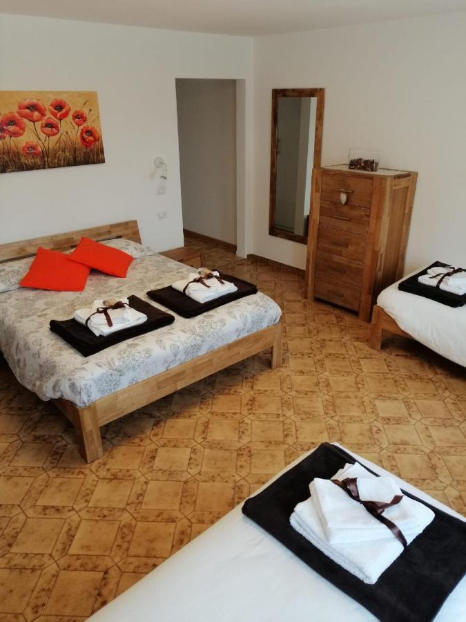 Paderno B&B La Casa Di Loretta מראה חיצוני תמונה